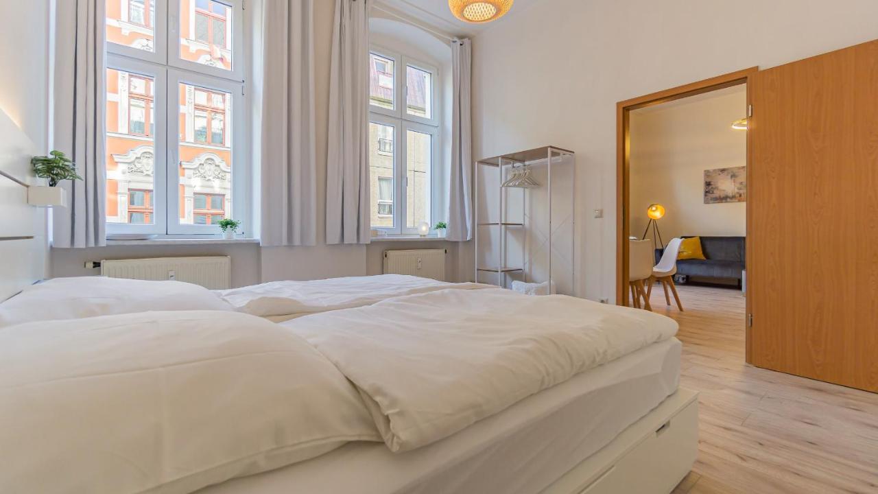 Cityapartment - 53 M², 2 Zimmer, Zentral, Netflix, Kueche, Waschmaschine Chociebuż Zewnętrze zdjęcie