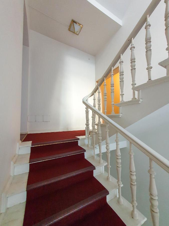 Cityapartment - 53 M², 2 Zimmer, Zentral, Netflix, Kueche, Waschmaschine Chociebuż Zewnętrze zdjęcie